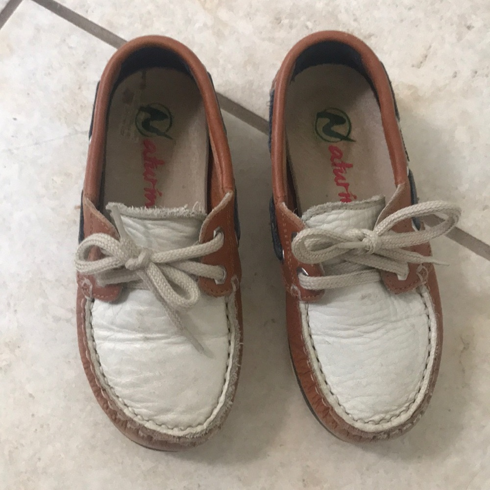 Leather shoes